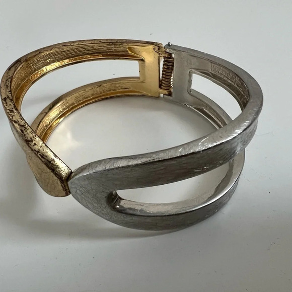 VTG SILVER&GOLD BRACELET Size OS - Picture 4 of 5